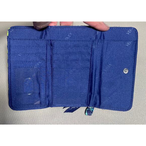 Vera Bradley Wristlet Wallet Katalina Blues Floral Navy Blue Green 6 X 4 Snap - Picture 5 of 7
